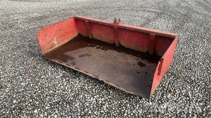  Premo 200 Egyéb traktor tartozékok