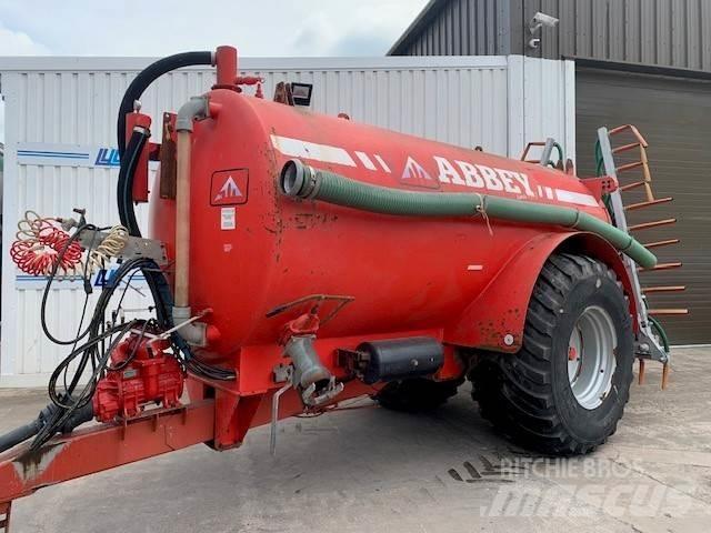 Abbey 2500G Tanker Poranyag tartályos