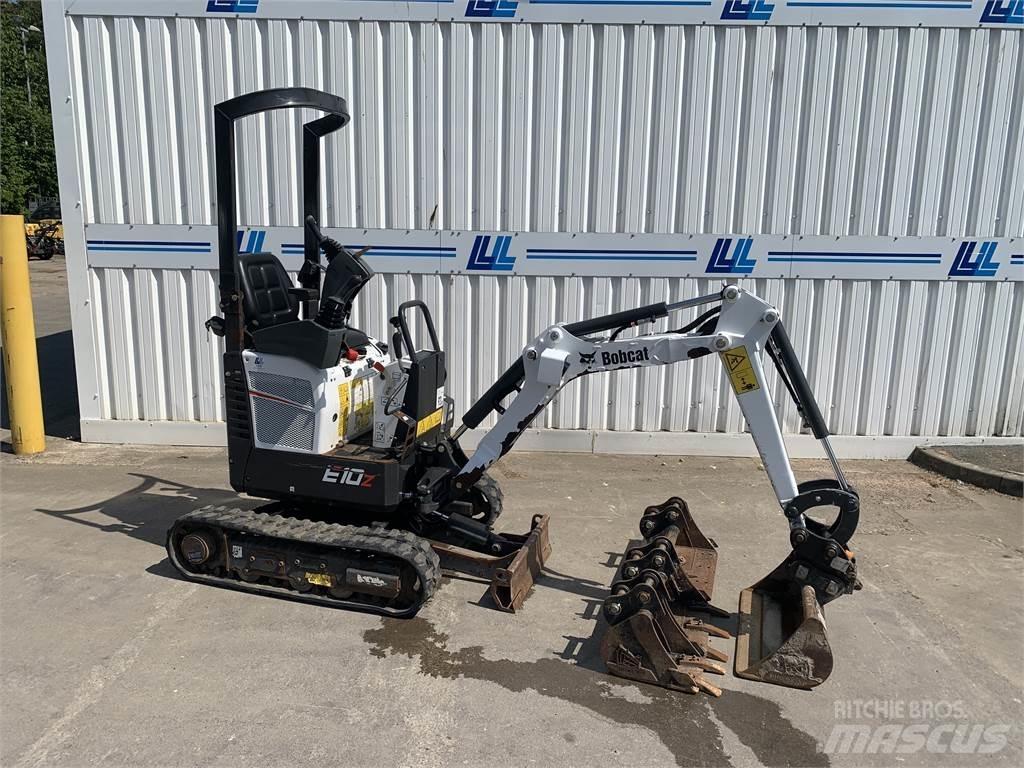 Bobcat E10z Lánctalpas kotrók