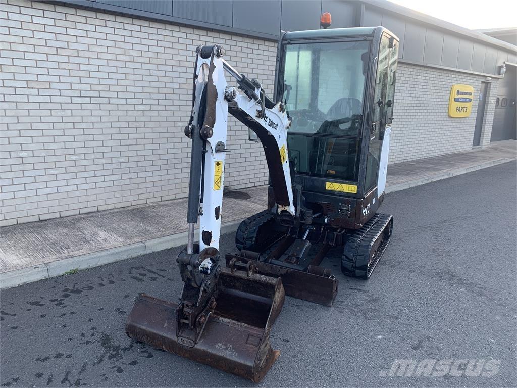 Bobcat E17 Lánctalpas kotrók