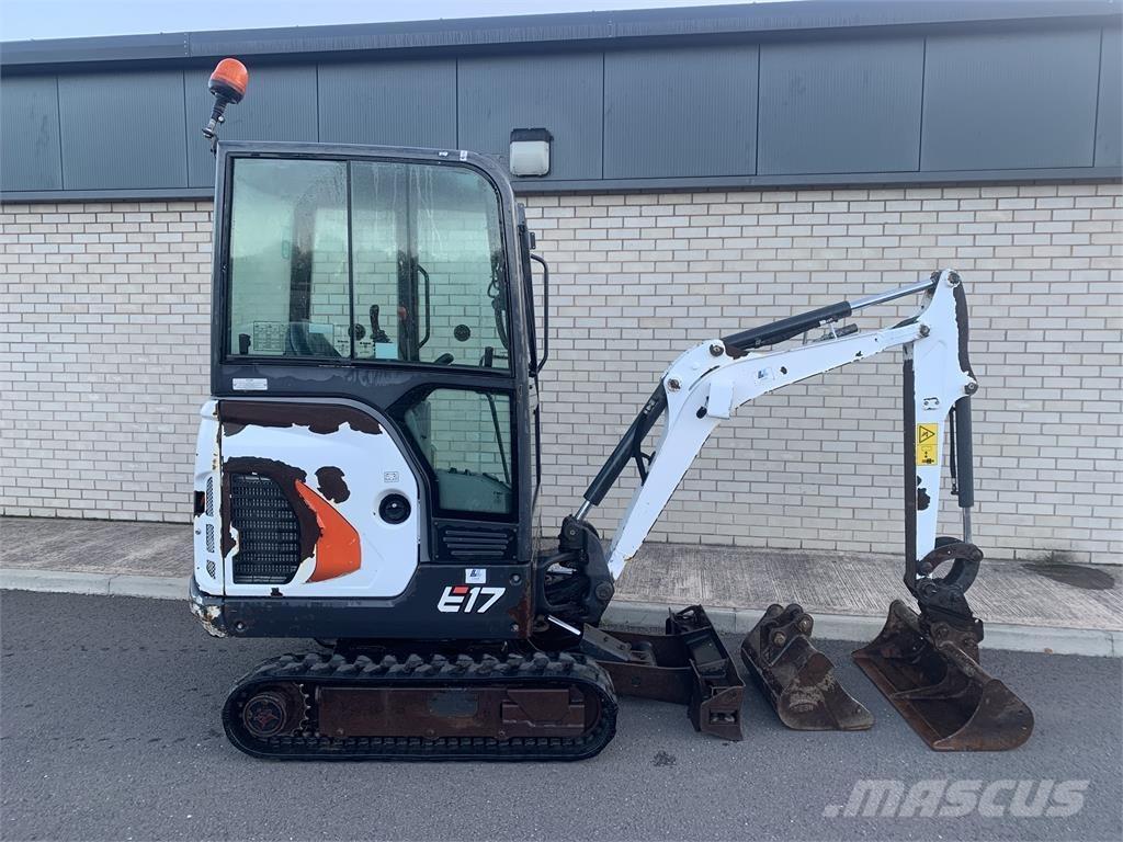 Bobcat E17 Lánctalpas kotrók