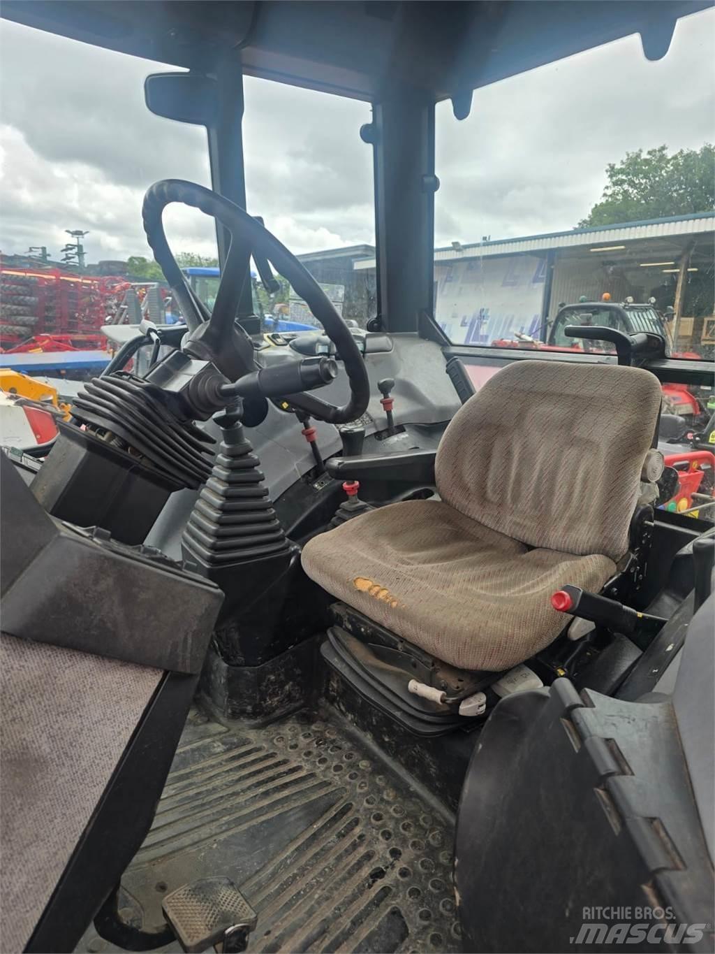 Case IH CS150 Traktorok
