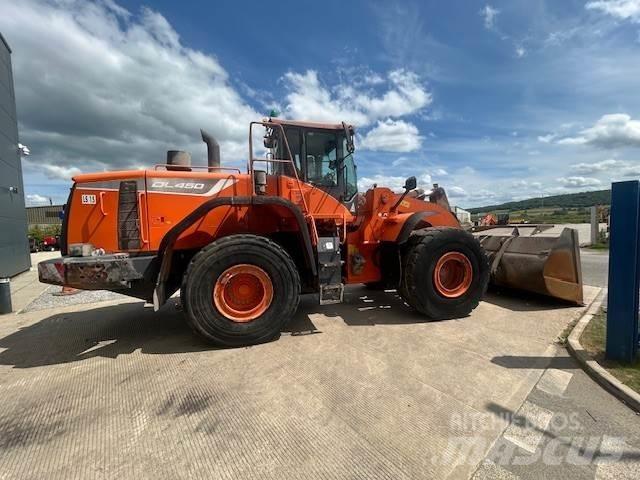 Develon Dl450-5 Gumikerekes homlokrakodók