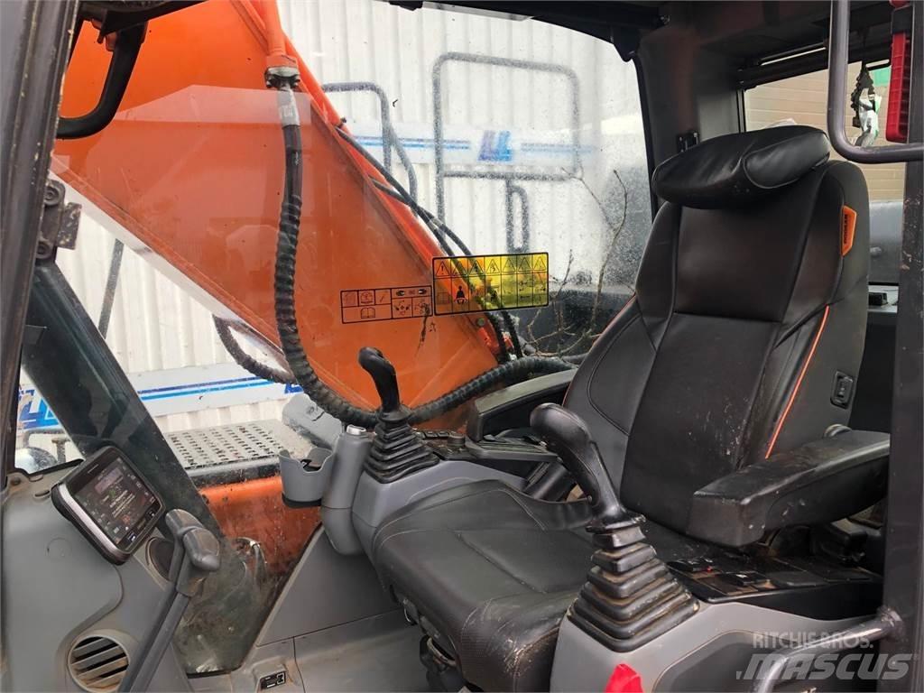Develon Dx225lc-7 Lánctalpas kotrók