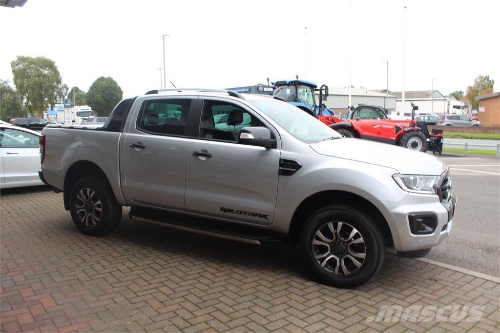 Ford Ranger Wildtrak Kis teherszállító/Platós kocsi