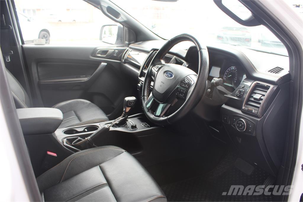 Ford Ranger Wildtrak Kis teherszállító/Platós kocsi