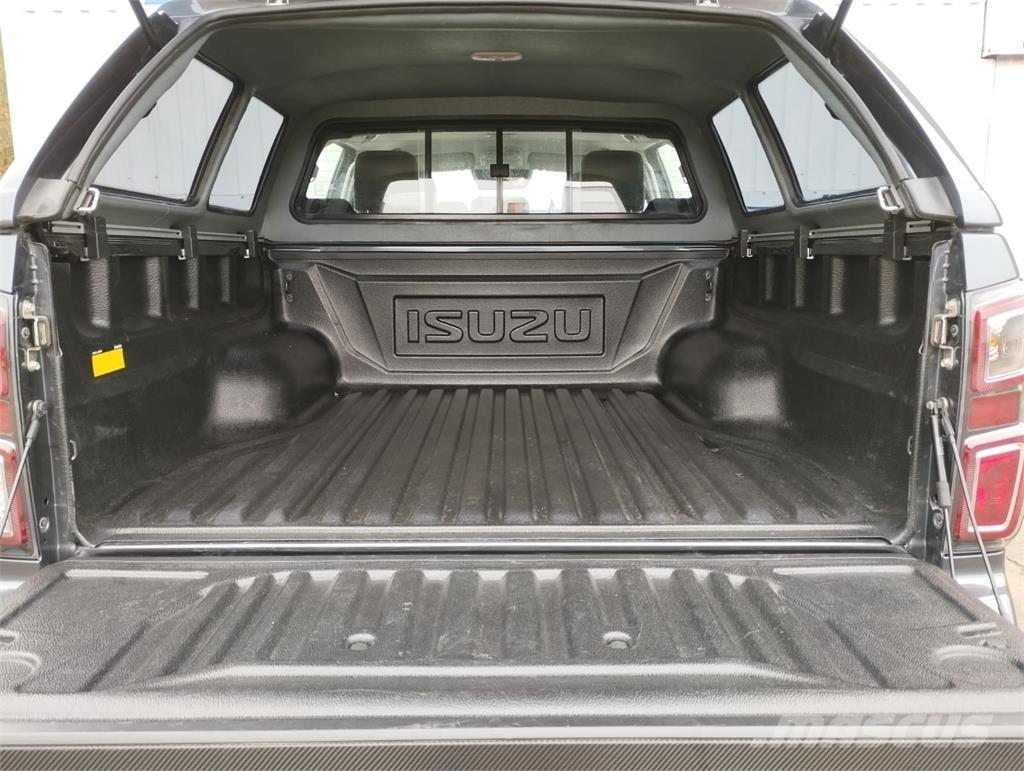 Isuzu DL40 Kis teherszállító/Platós kocsi