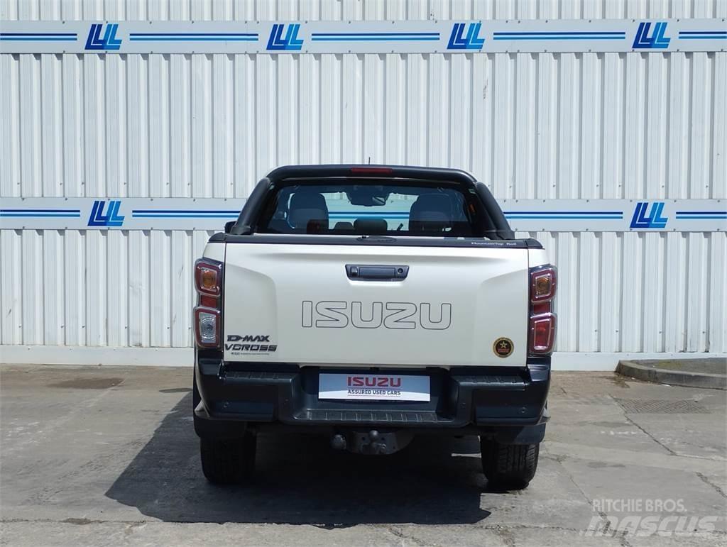 Isuzu V-Cross Kis teherszállító/Platós kocsi
