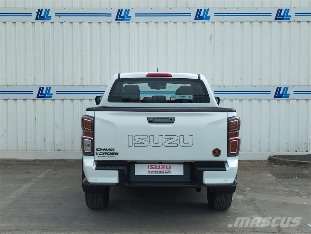 Isuzu V-Cross Kis teherszállító/Platós kocsi