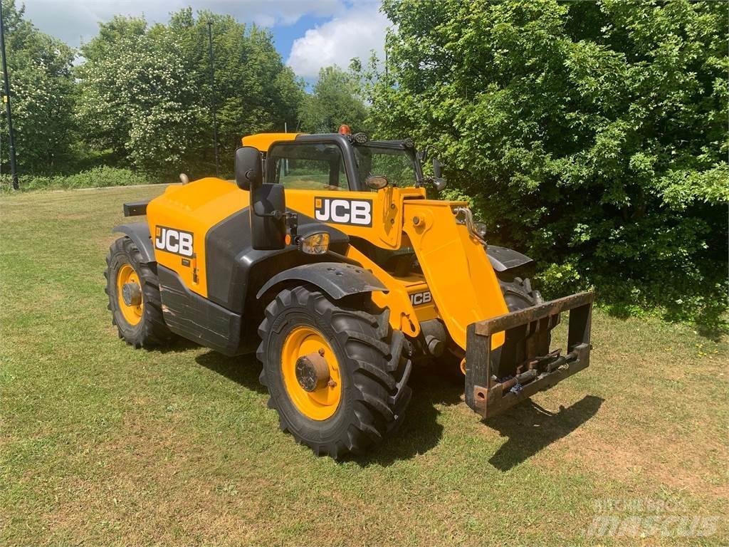 JCB 527-58 Teleszkópos rakodók