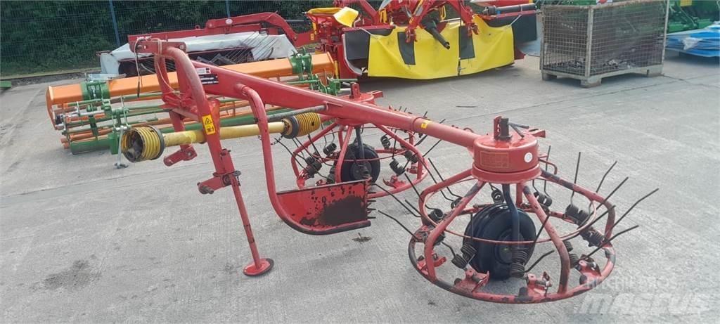 Kverneland Haybob 300 Rendkészítő