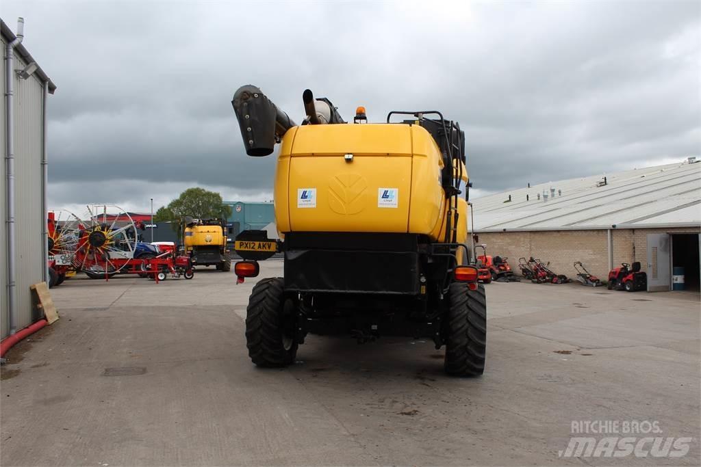 New Holland CX8040 Kombájnok