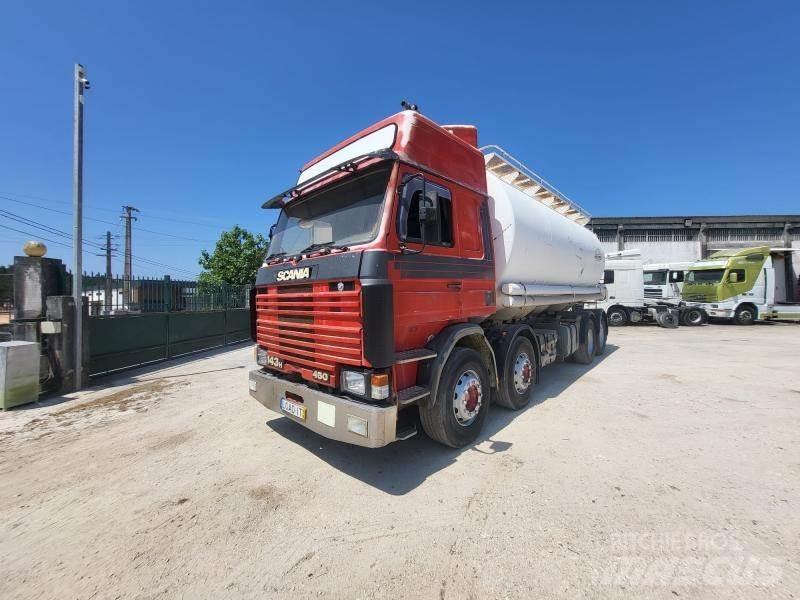 Scania 143H 450 Tartályos teherautók