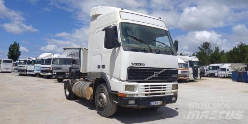 Volvo FH12 420 Nyergesvontatók