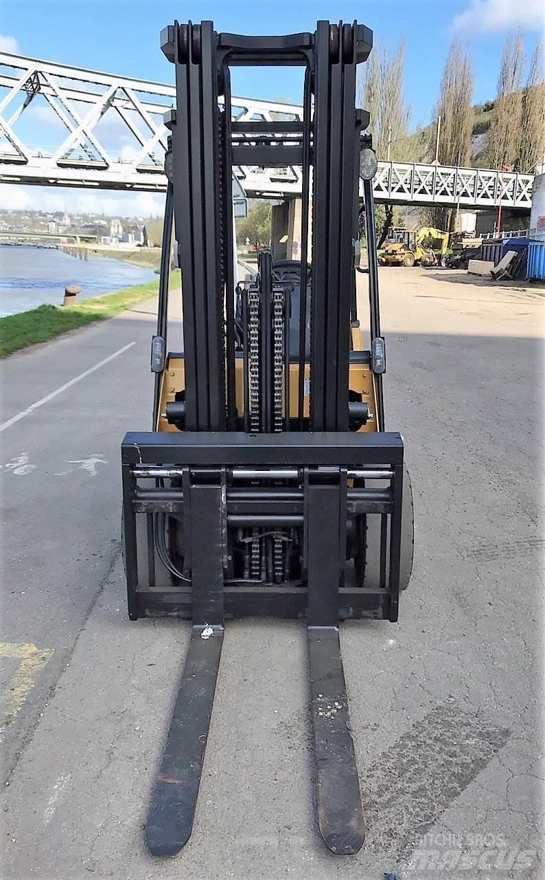 CAT GP30N Targoncák-Egyéb