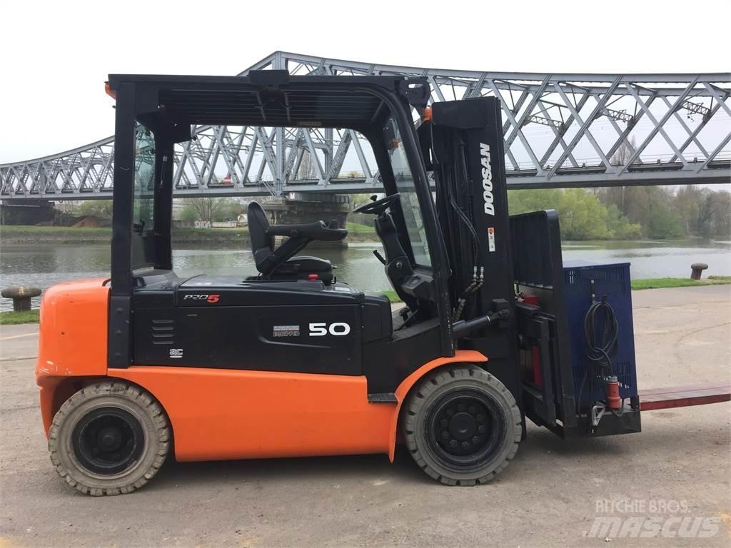 Doosan B50X Targoncák-Egyéb