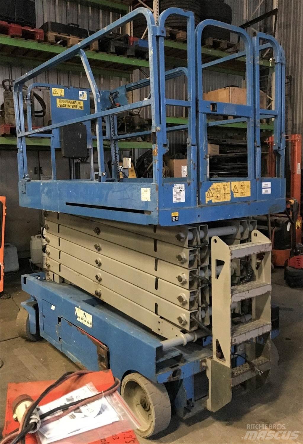 Genie GS-4047 Ollós emelők