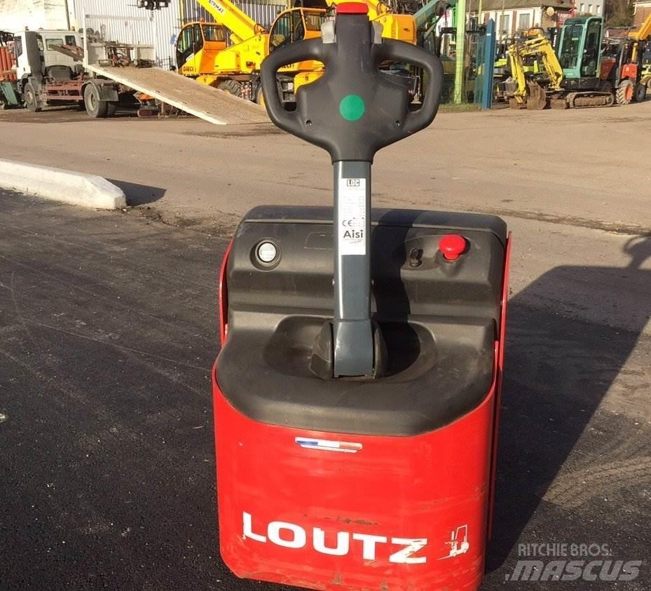 LOC E20 Gyalogkíséretű targonca