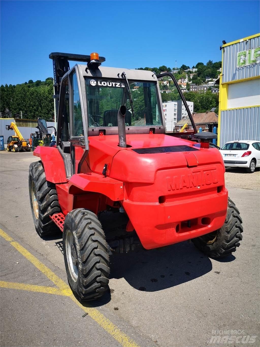 Manitou M26-4 Tereptargonca