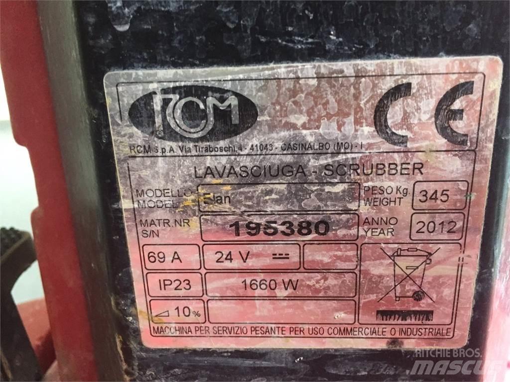 RCM ELAN 732 Úttakarító gépek