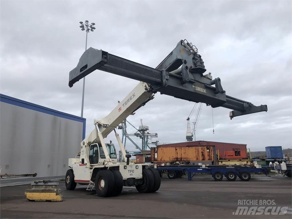 Terex TFC45 Konténer rakodó