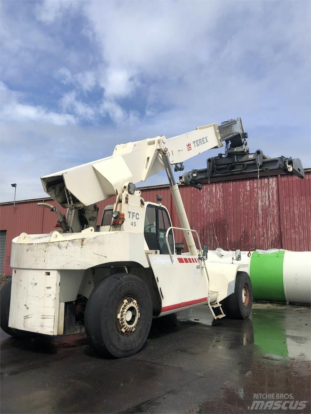 Terex TFC45 Konténer rakodó