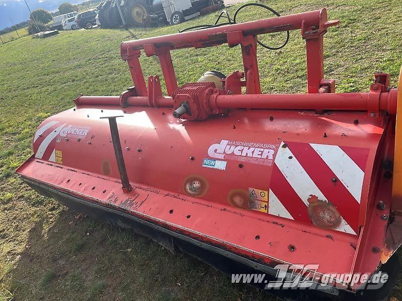 Dücker UM 30 Építőipar - Egyebek