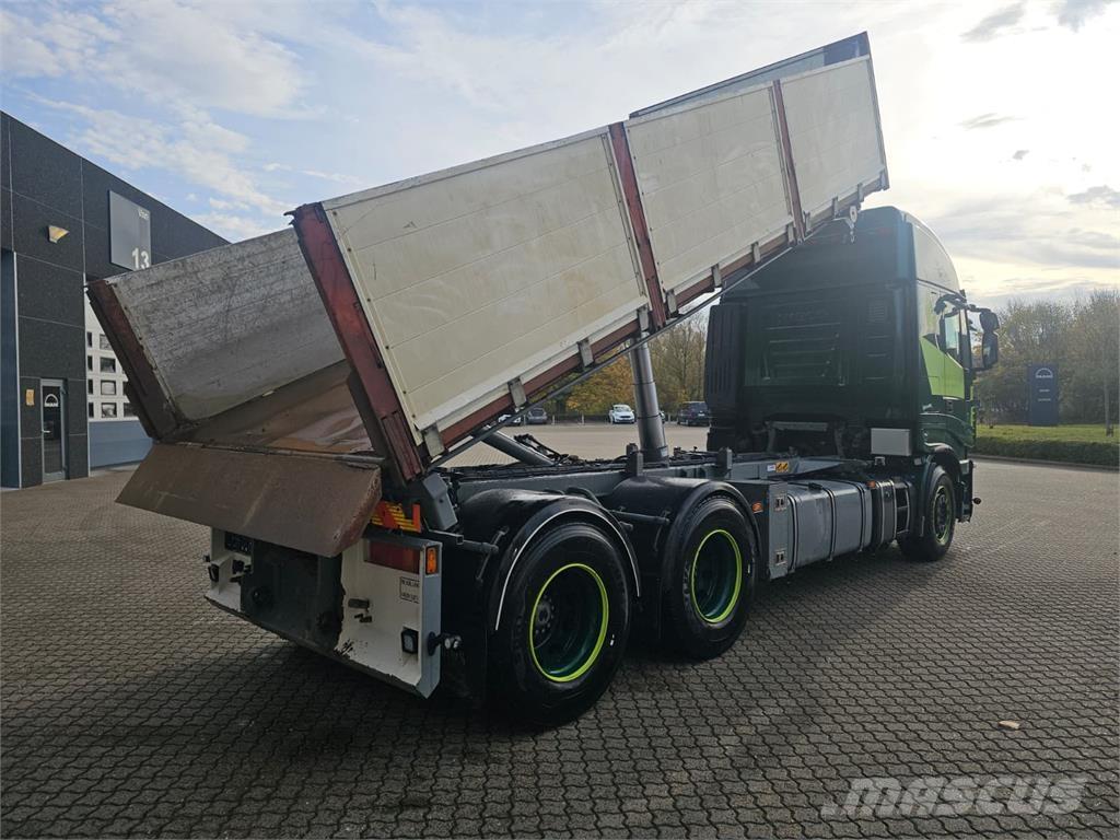 Iveco Stralis 560 6x4 Multifunkciós teherautók