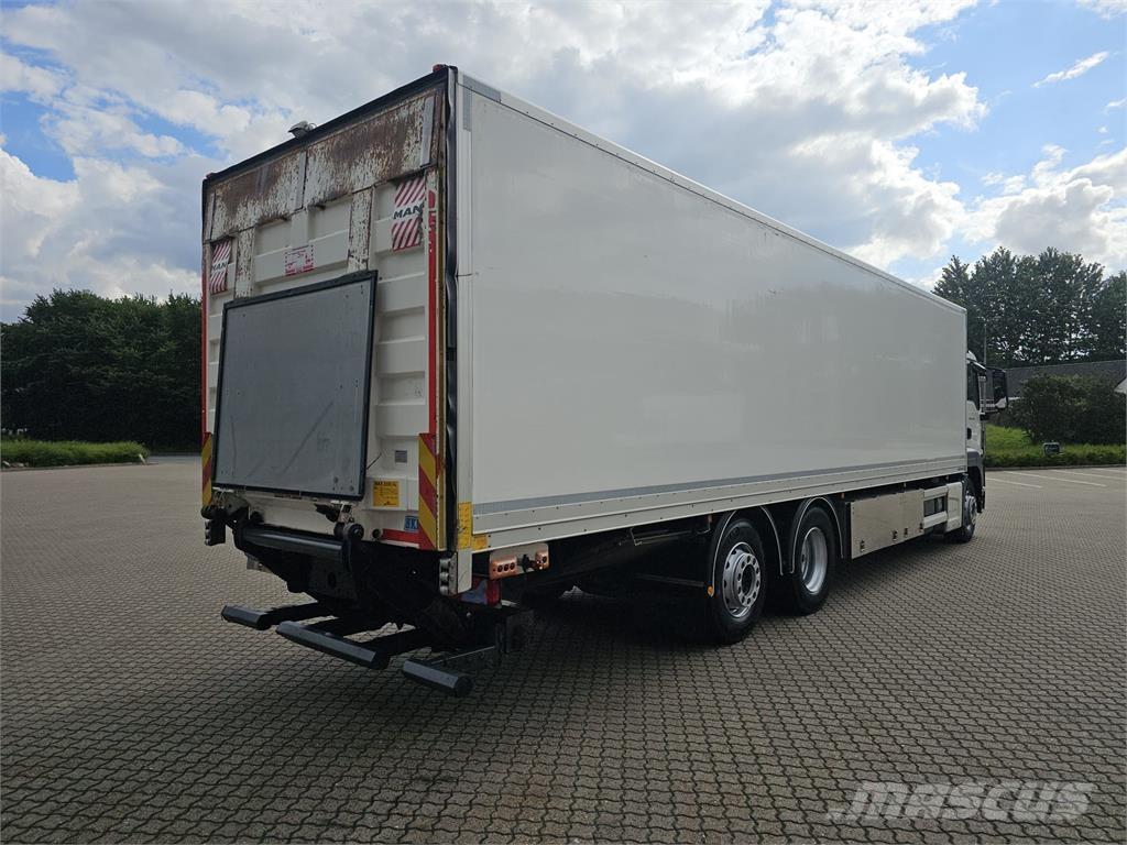 MAN TGS 26.420 Dobozos teherautók