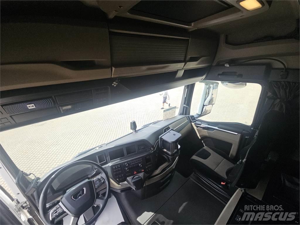 MAN TGX 26.510 6x2 Nyergesvontatók