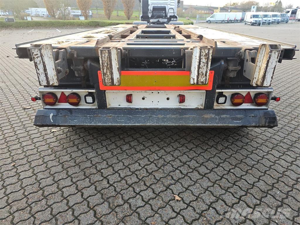 Nopa PTC 240 3 Vejs tip Billenő pótkocsik