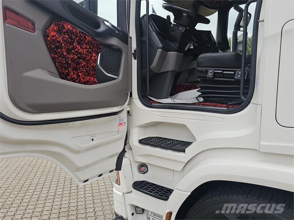 Scania R540 6x2 Nyergesvontatók