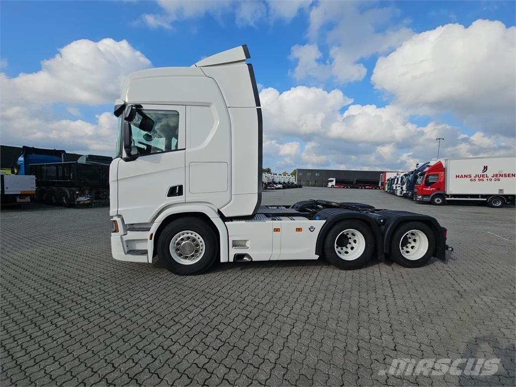 Scania R650 6X2 Nyergesvontatók