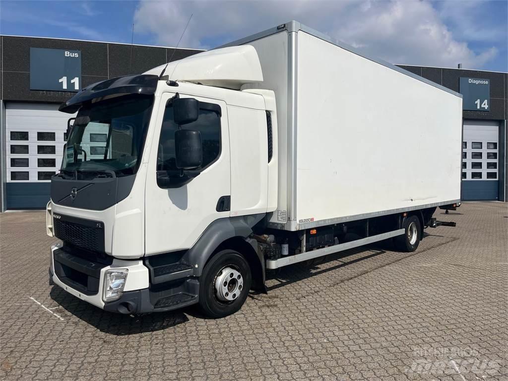 Volvo FL210 Dobozos teherautók