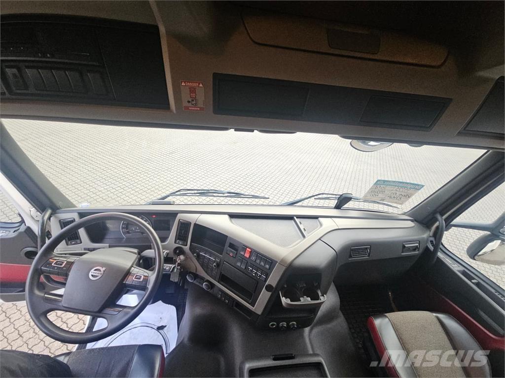 Volvo FM450 Nyergesvontatók