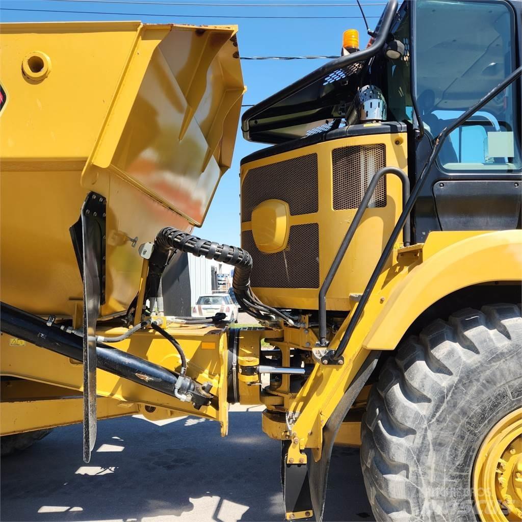 CAT 730 Csuklósdömperek