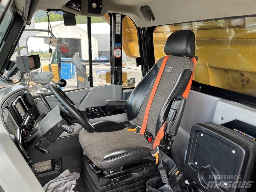 CAT 772G Nehézdömper