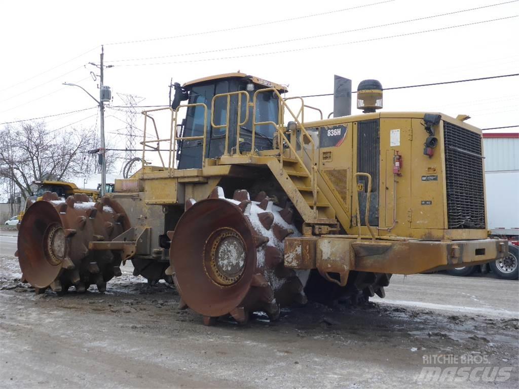 CAT 836H Építőipar - Egyebek