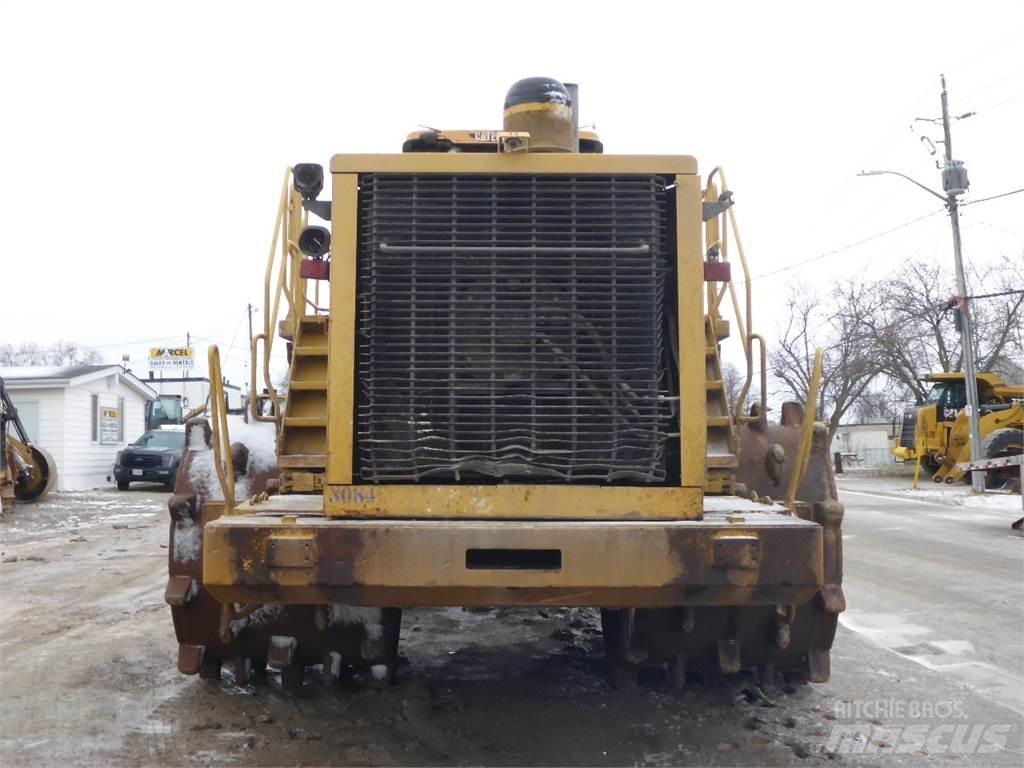 CAT 836H Építőipar - Egyebek