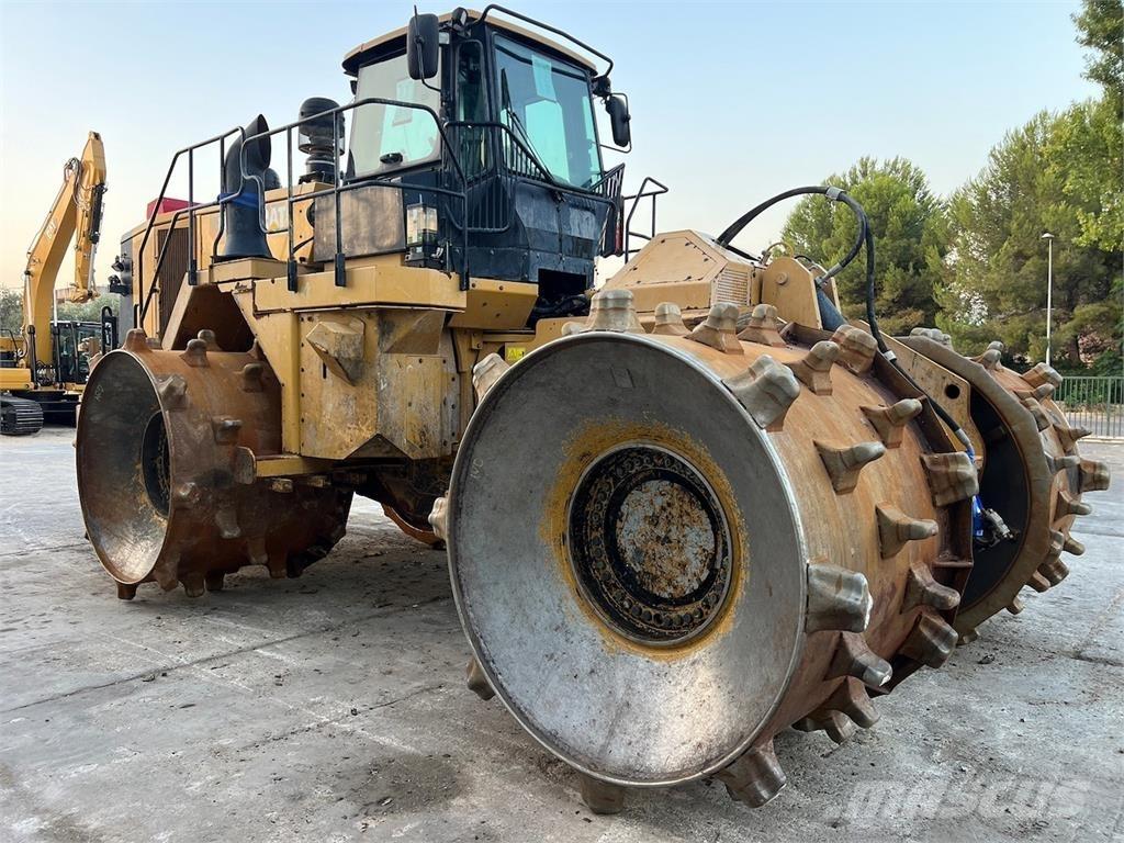 CAT 836K Építőipar - Egyebek