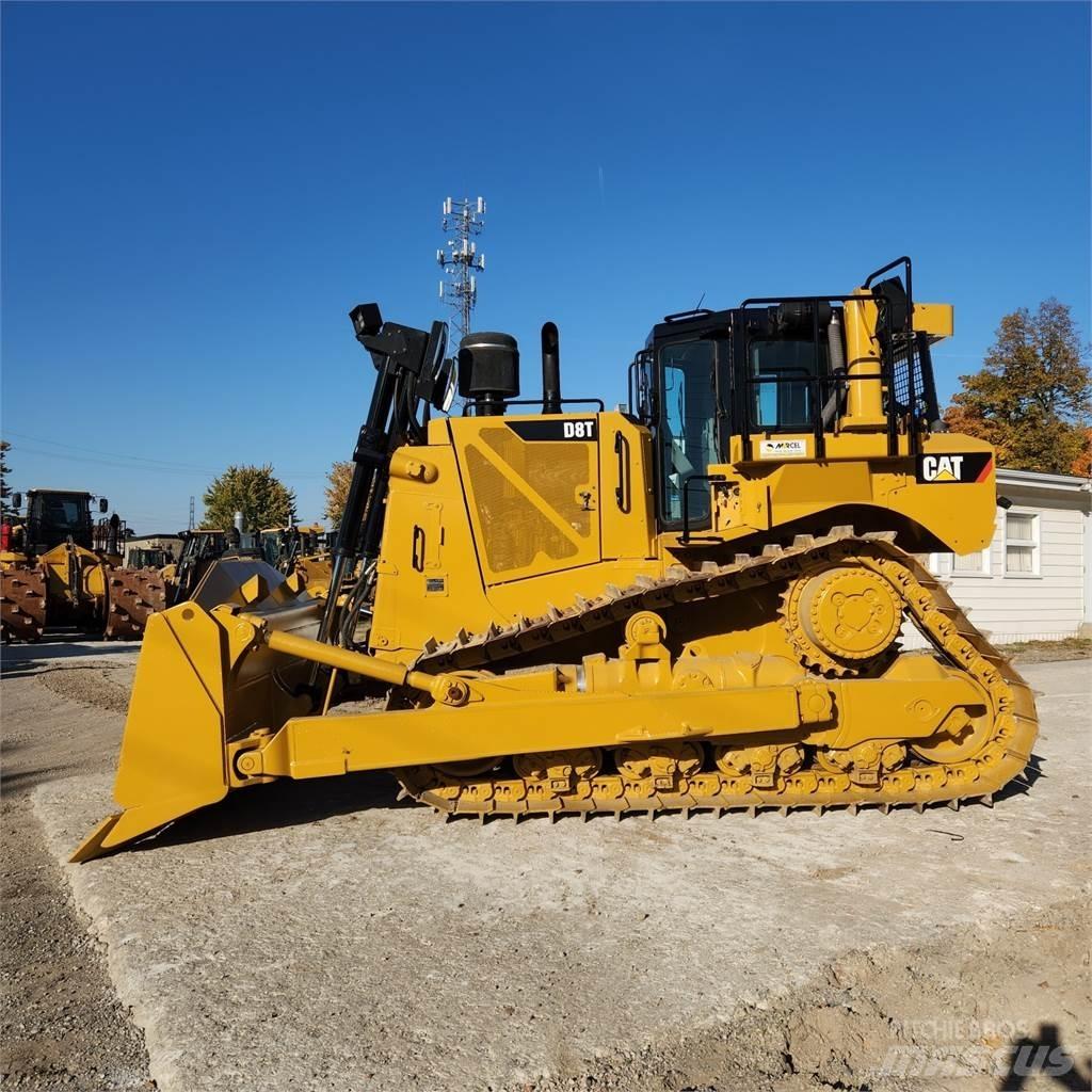 CAT D8T lánctalpas dózerek