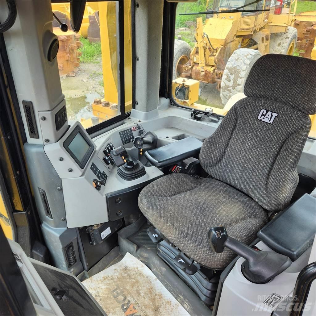 CAT D8T LGP lánctalpas dózerek