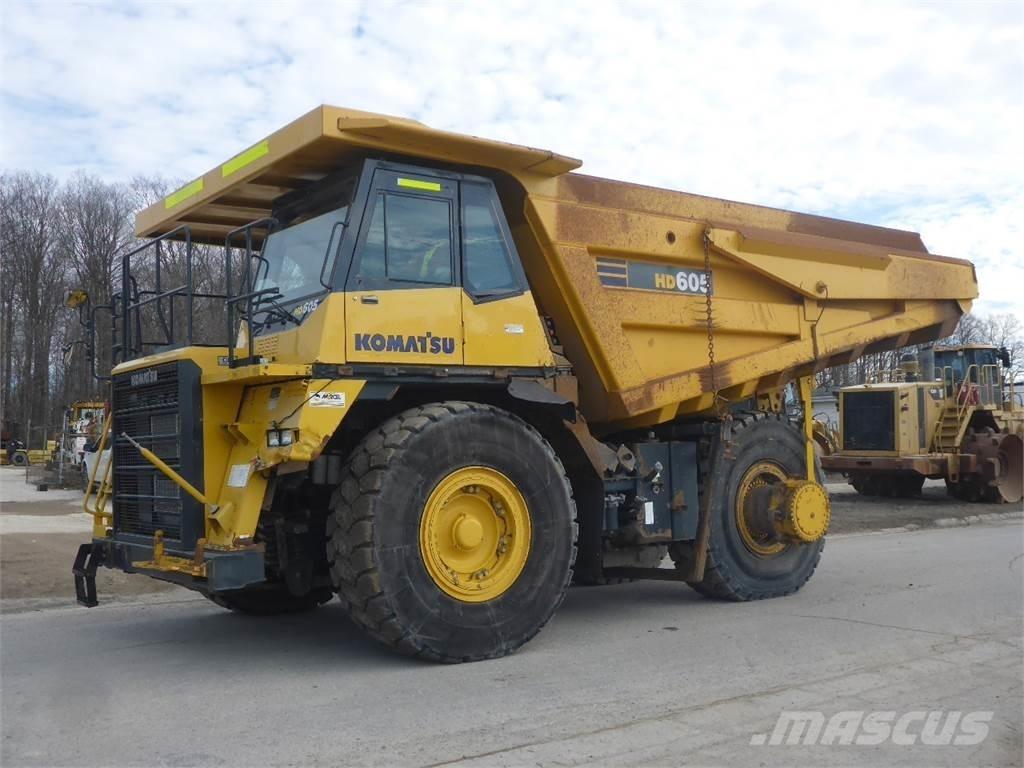 Komatsu HD605-7 Nehézdömper