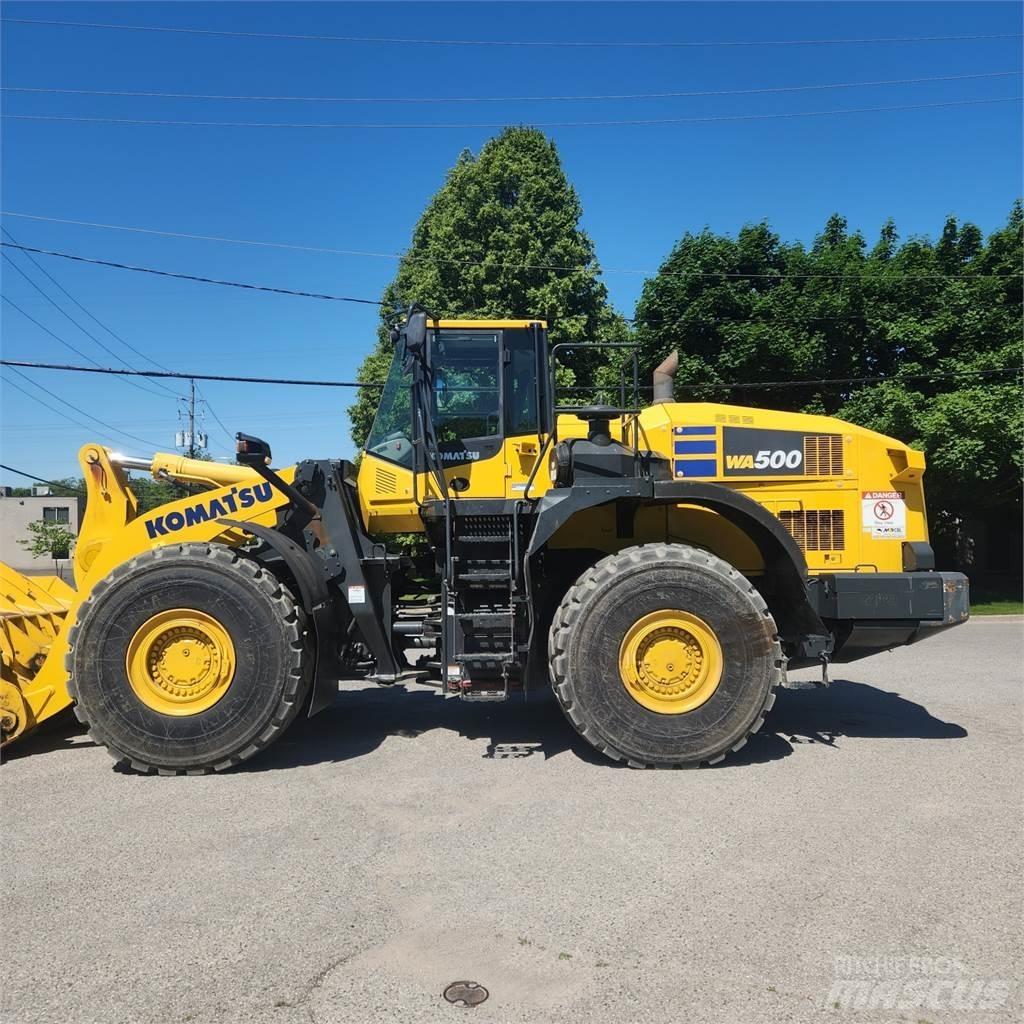 Komatsu WA500-8 Gumikerekes homlokrakodók