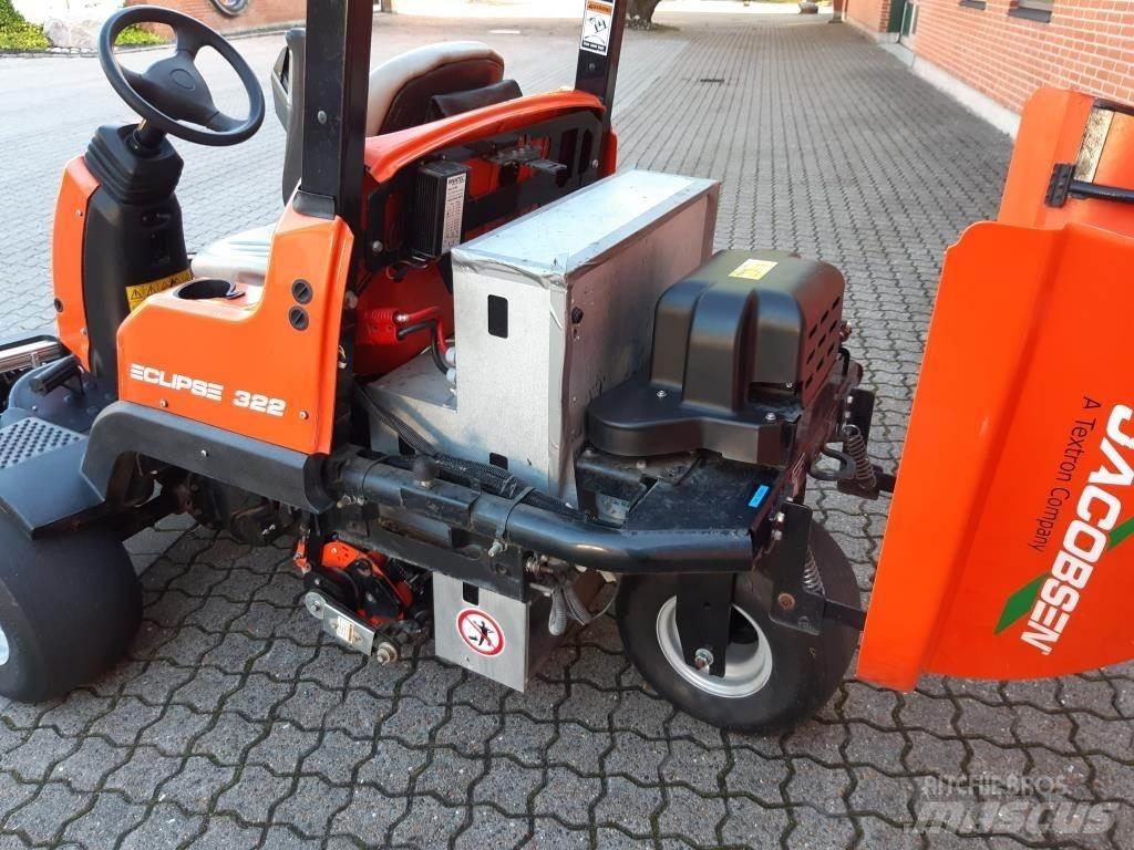 Jacobsen ECLIPS 322 Ráülős fűnyírók