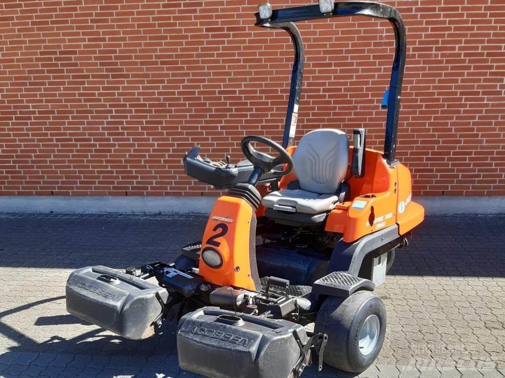 Jacobsen ECLIPS 322 Ráülős fűnyírók