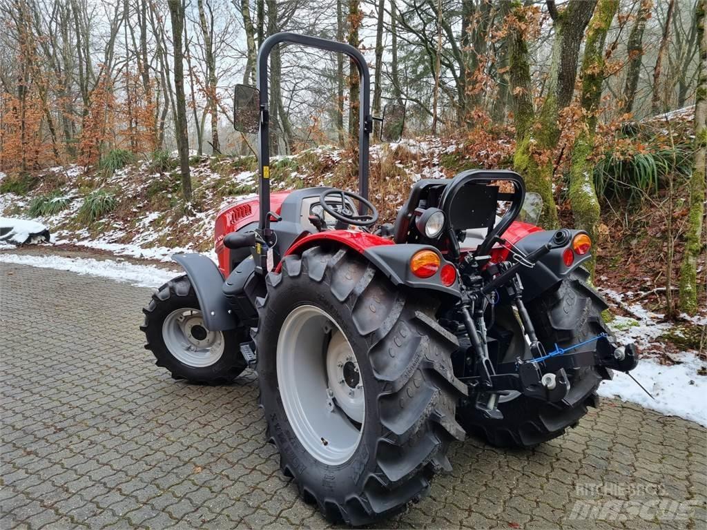 McCormick X2.055 Traktorok