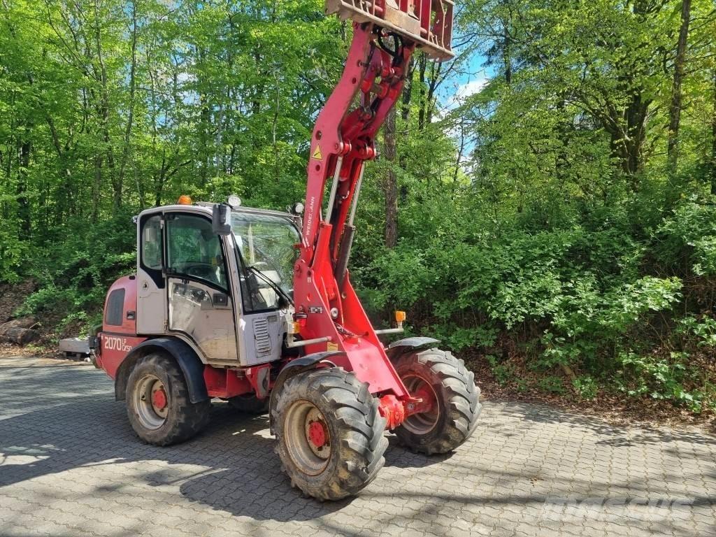 Weidemann 2070 CX50 Mini homlokrakodók