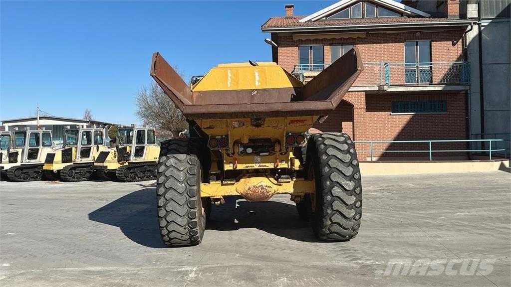 Bell B25D 6x6 Mezei dömperek