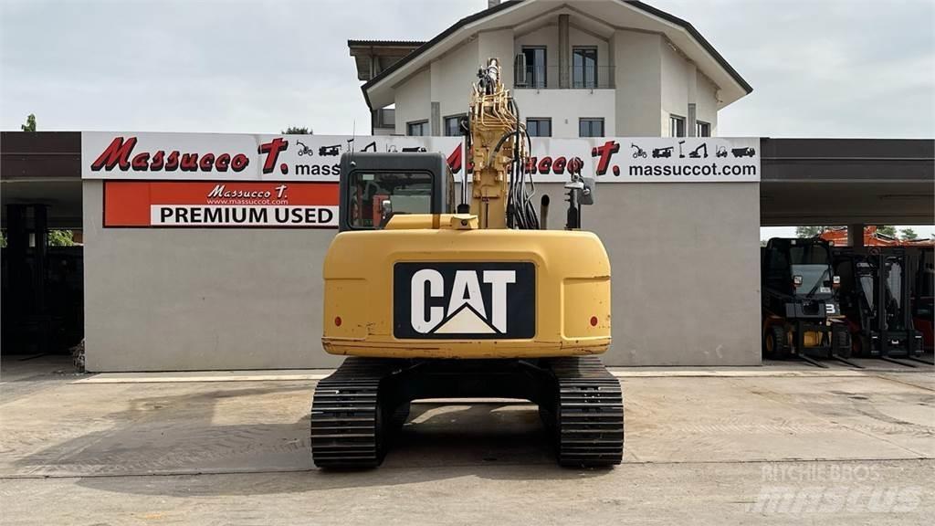 CAT 311D Közepes (midi) kotrók 7 t - 12 t